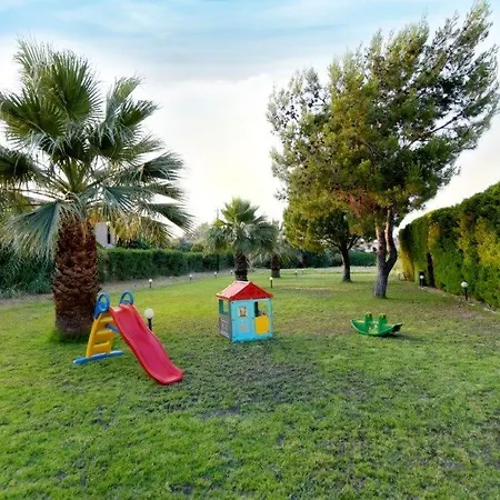 The Three Pines Tatil Evi